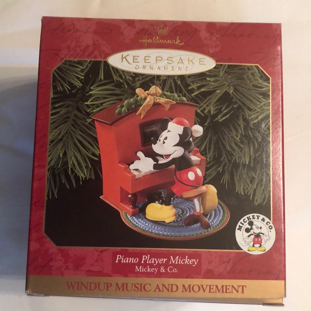 1999 Hallmark Piano Player Mickey ornament